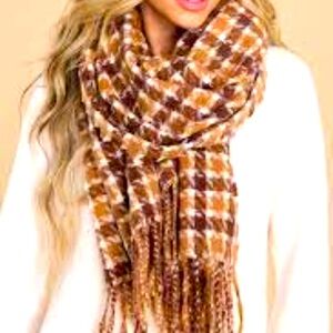 Red Dress Boutique Houndstooth Scarf in Brown and White